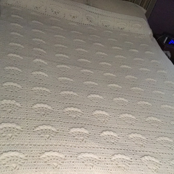 HAND MADE CROCHETED SOFA BLANKET